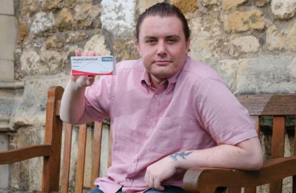 Мужчина уверен в том, что из-за приема обезболивающего он сменил сексуальную ориентацию