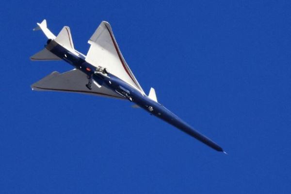 В США впервые испытали «тихий» сверхзвуковой самолет X-59. В чем его особенность?