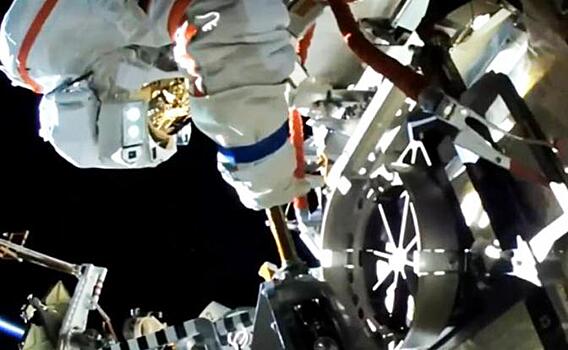 Мотоцикл «Орлан-7» испытали на орбите. Китай и США планируют использовать наш скафандр для полетов на Луну