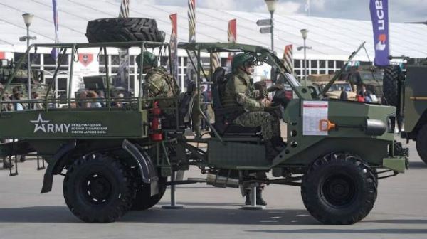 Бездорожный рабочий: в войска начали массово поставлять вездеходы «Пластун-ТТ»