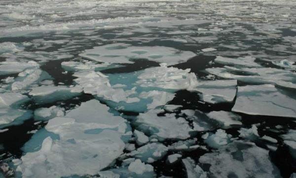 Космическая пыль в арктических льдах бросает вызов нашему пониманию климатических изменений