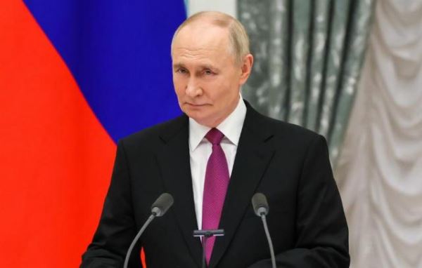 Путин: технологии «Буревестника» и «Посейдона» помогут создать станцию на Луне