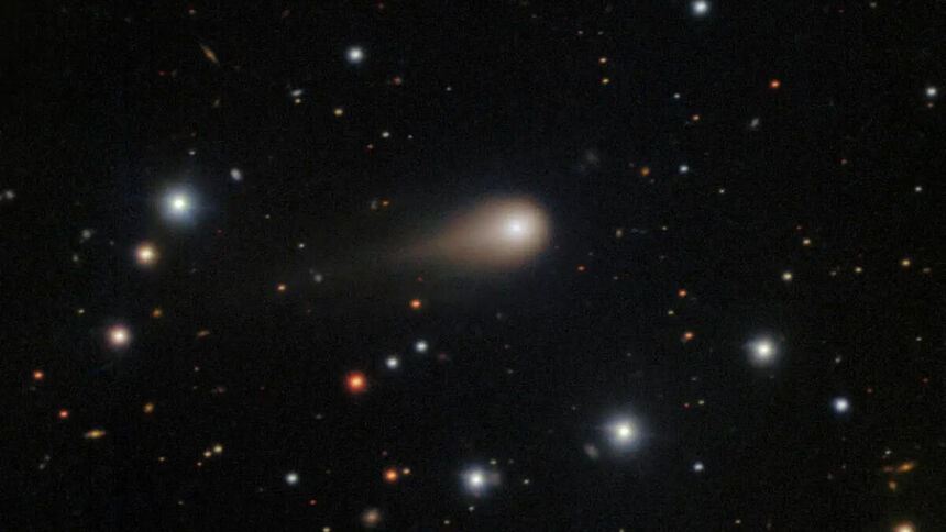 Астрофизики нашли объяснение необычным свойствам межзвездной кометы 3I/ATLAS